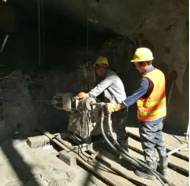 右玉水下抗分散灌浆料特点 水下不分散注浆料介绍